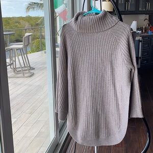 NWT Ann Taylor chunky knit tunic